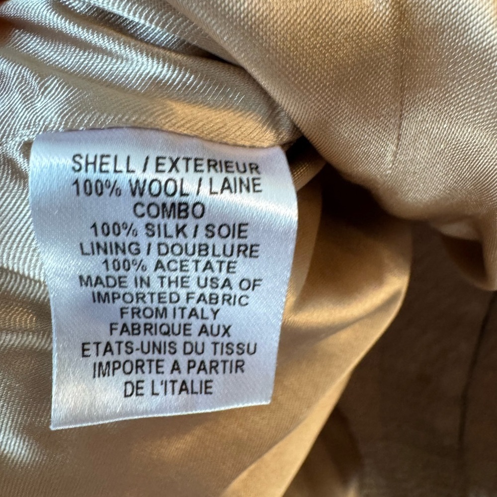 Milly NY Wool Silk Cropped Jacket Size 4 Beige Textured Gold Button Blazer - Picture 4 of 4